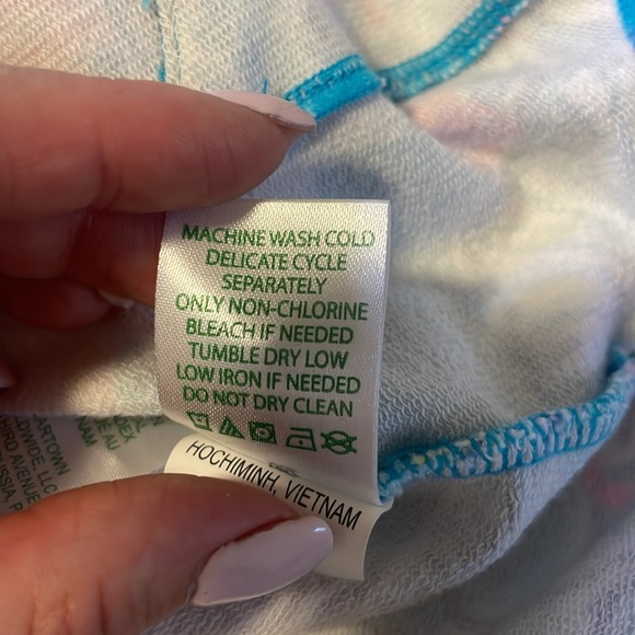 Lilly Pulitzer UPF 50+ Skipper Popover! - Picture 7 of 9